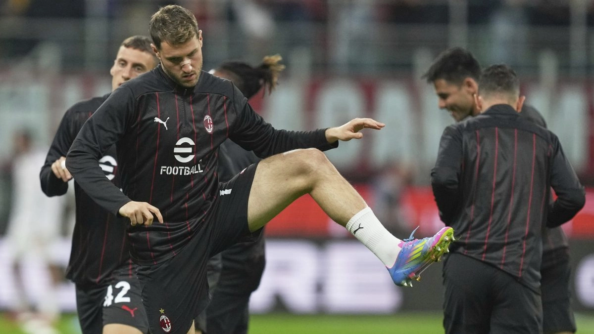 Santiago Gimenez at risk of missing the World Cup due to ankle injury