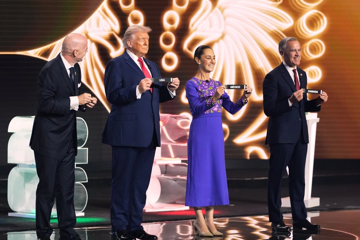 The US raises ldquodozensrdquo of demands in review of the USMCA but will not abandon it says Mark Carney