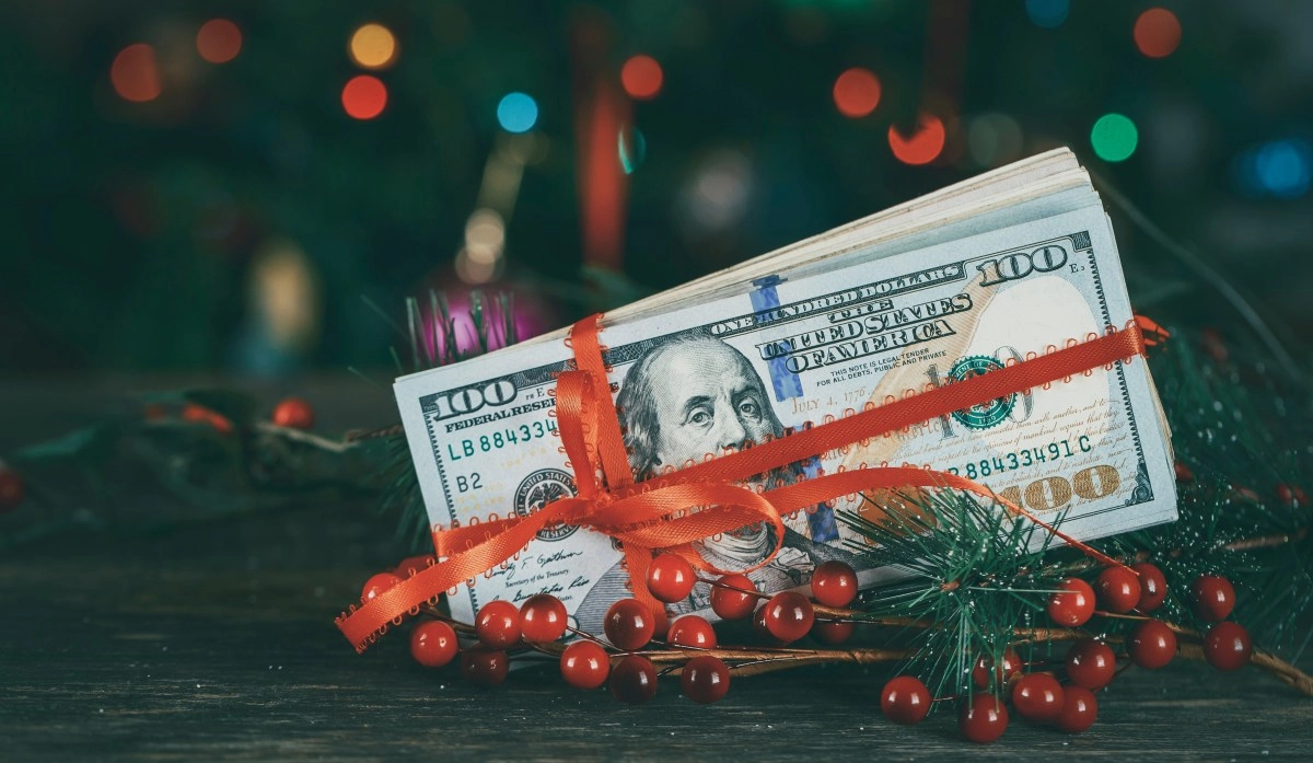 Social Security who will receive 2000 on Christmas Eve