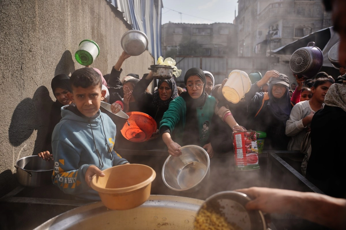 Hunger in Gaza remains at ldquocriticalrdquo levels two months after the ceasefire