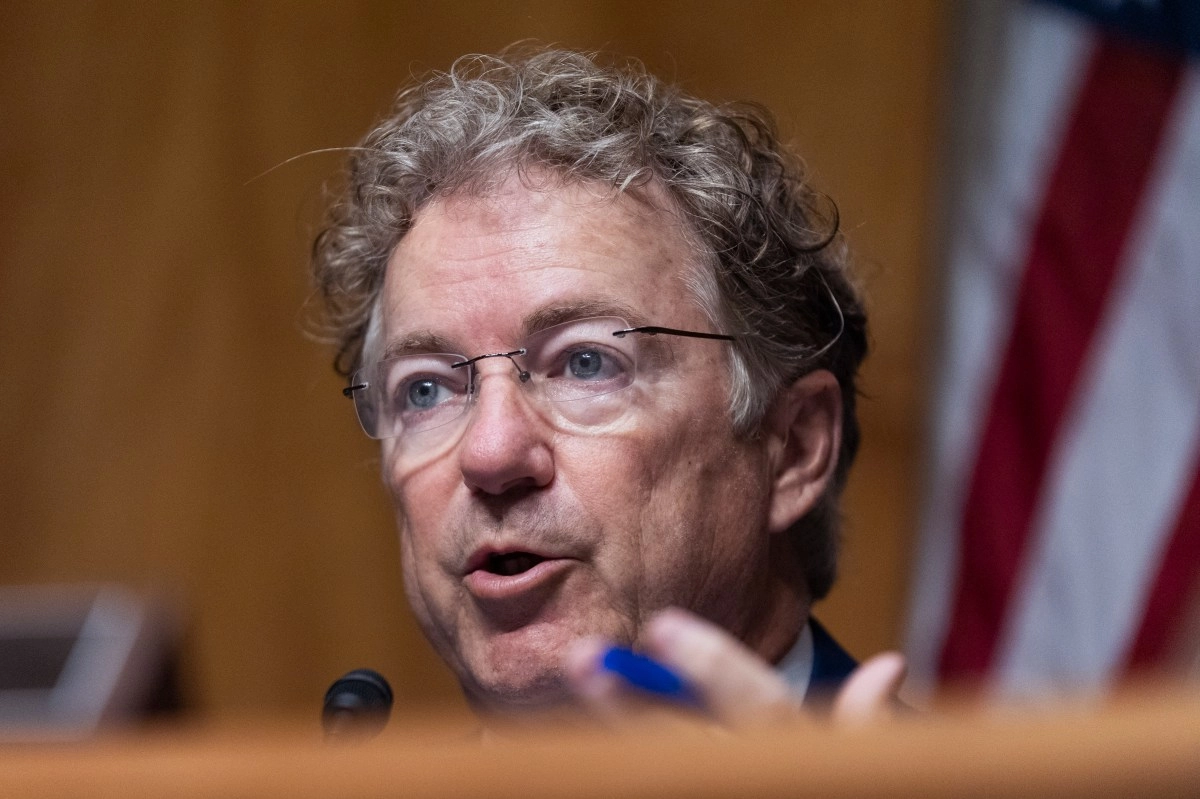 Seizure of oil tankers in the Caribbean is a 039prelude to war039 warns Republican Rand Paul