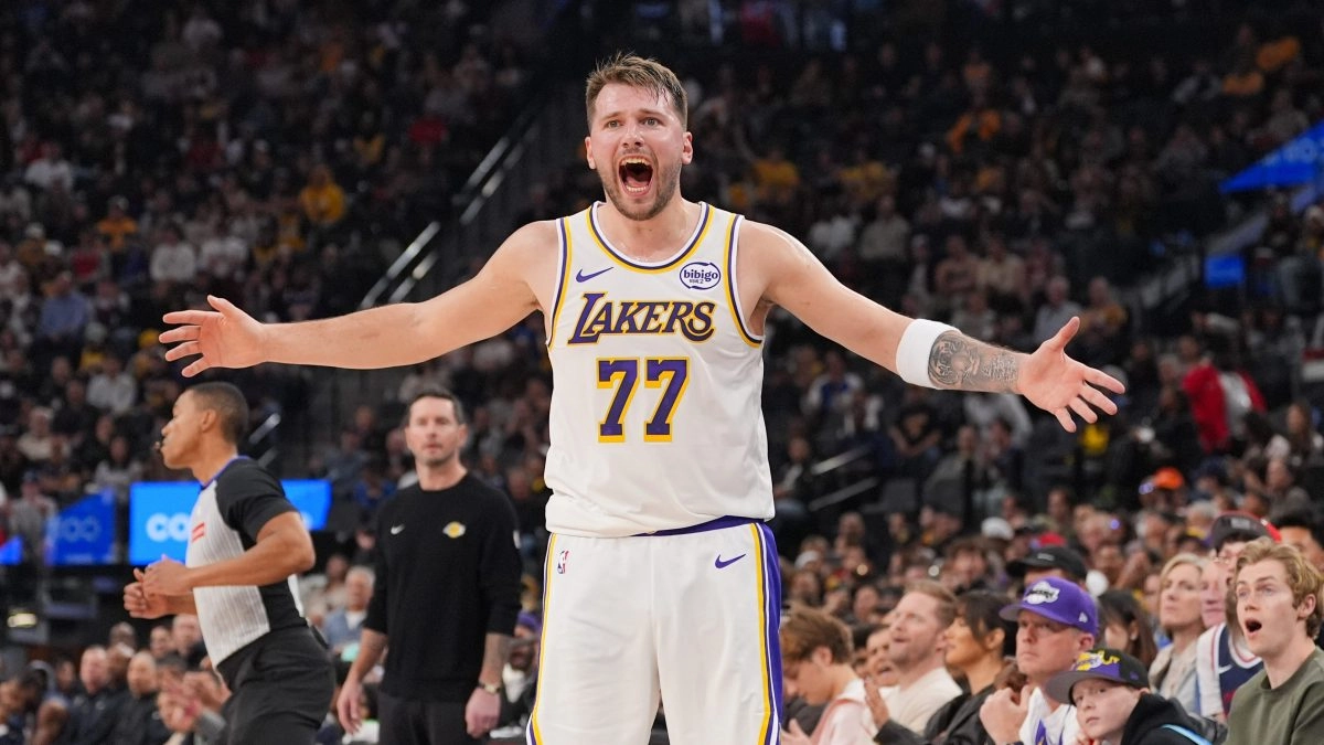 Luka Doncic039s injury What is known after the contusion on the Lakers star039s left leg