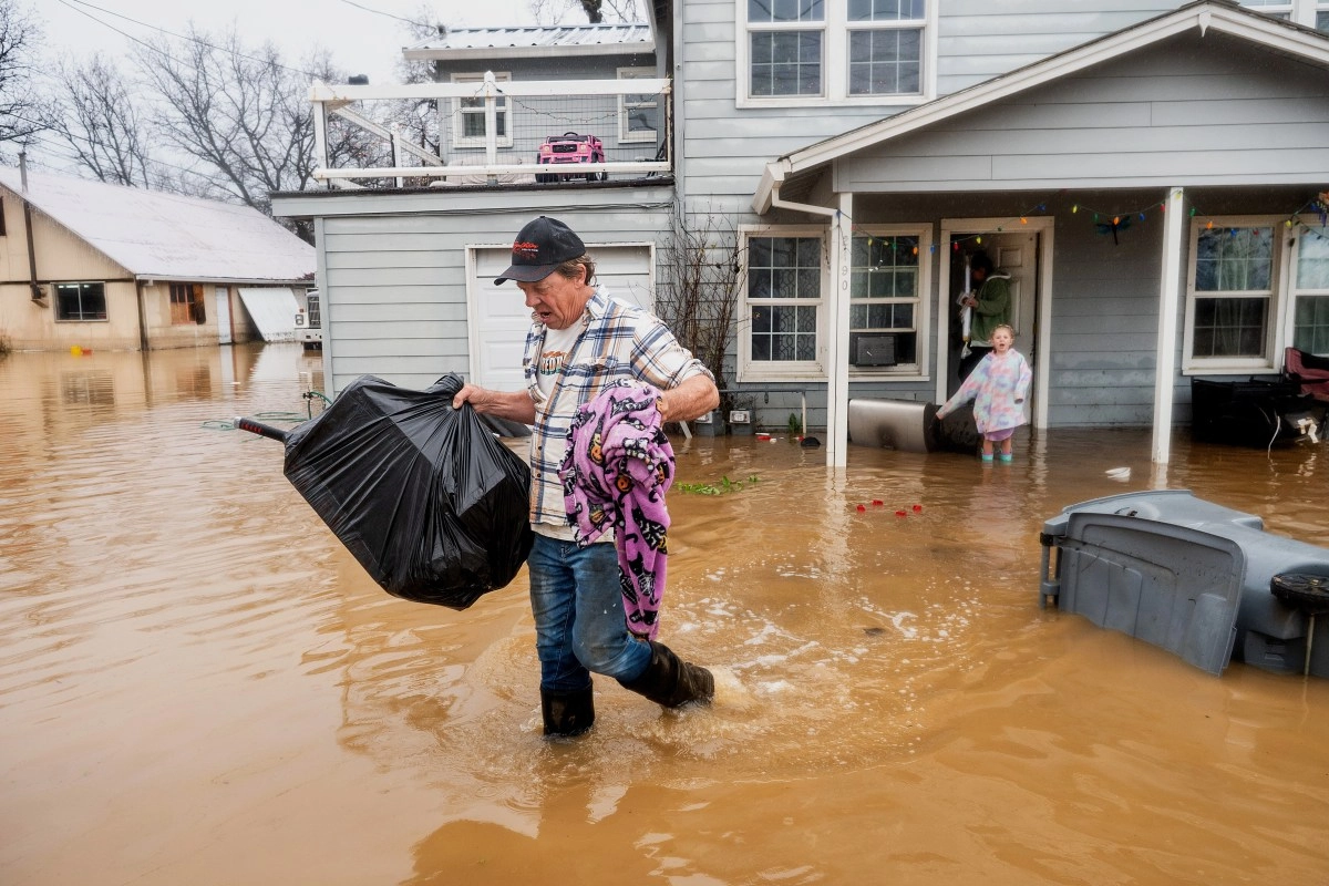 Los Angeles residents must prepare for winter storm request authorities