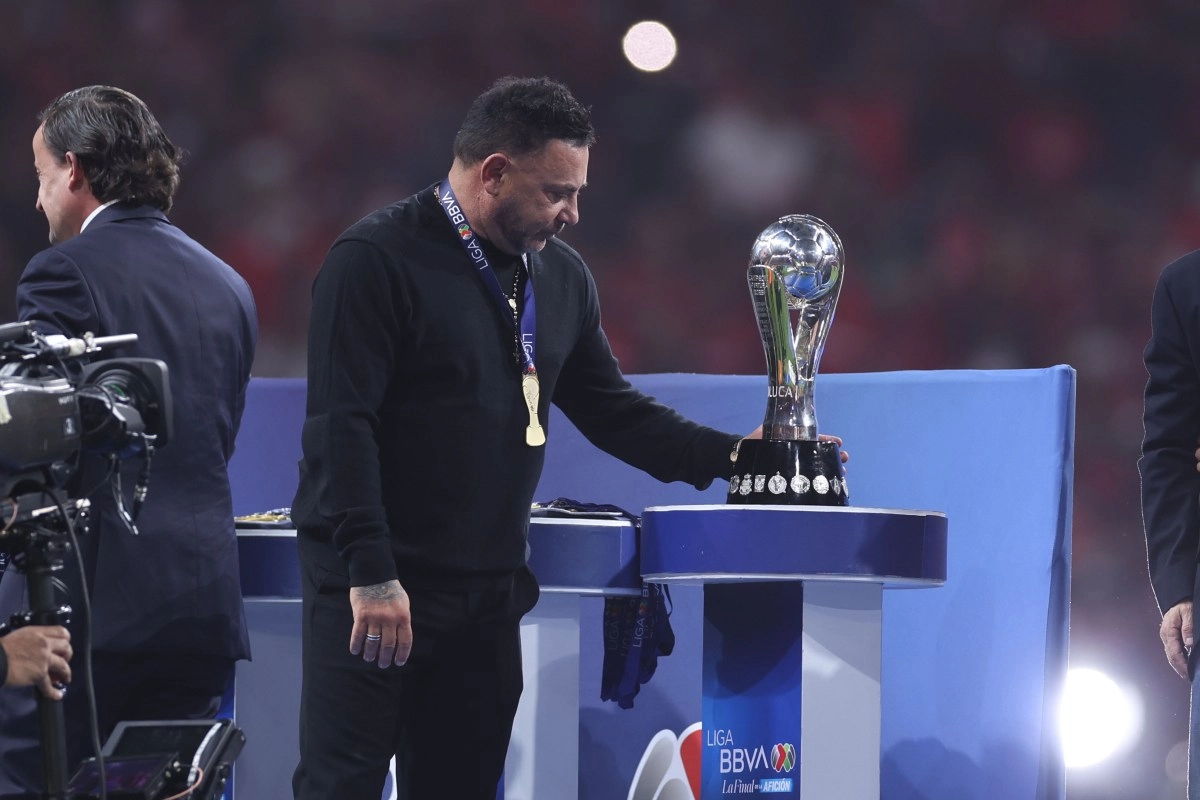 Antonio Mohamed doesn039t close the doors to Boca Juniors