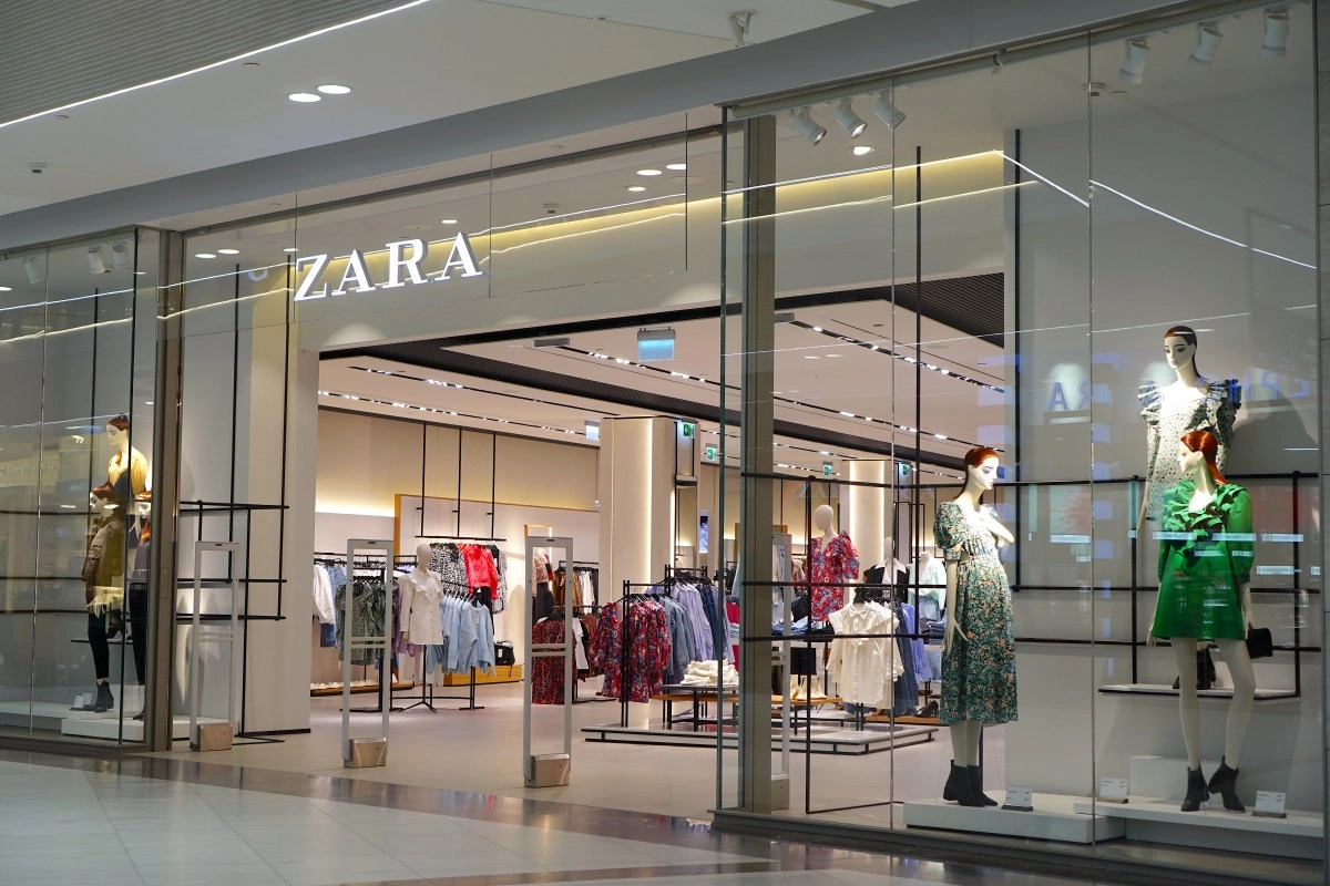 Zara039s parent company announced the closure of about 100 stores in 2025