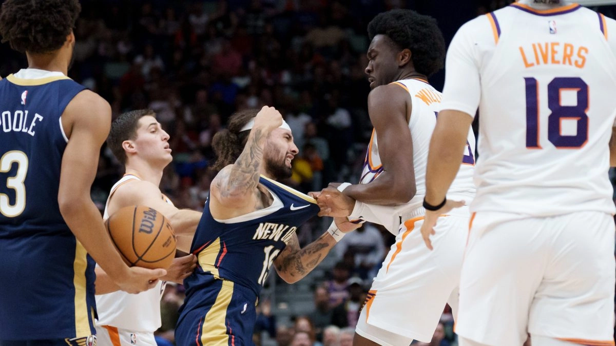 ldquoFeatherweightrdquo vs ldquoHeavyweightrdquo Jose Alvarado and Mark Williams exchange blows in NBA game