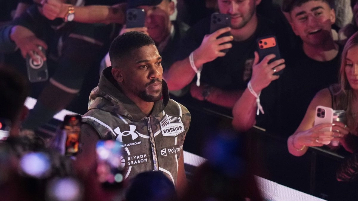 Speeding may have caused accident in which Anthony Joshua was injured