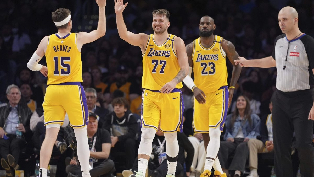 Luka Doncic leads AllStar voting LeBron James and Austin Reaves in the top 10