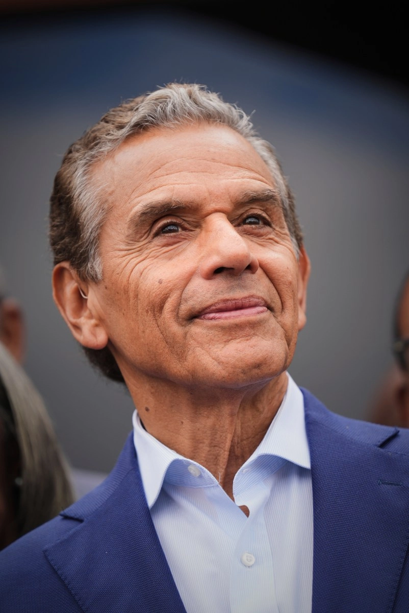 Political Round The Challenges for Latinos in an Election Year