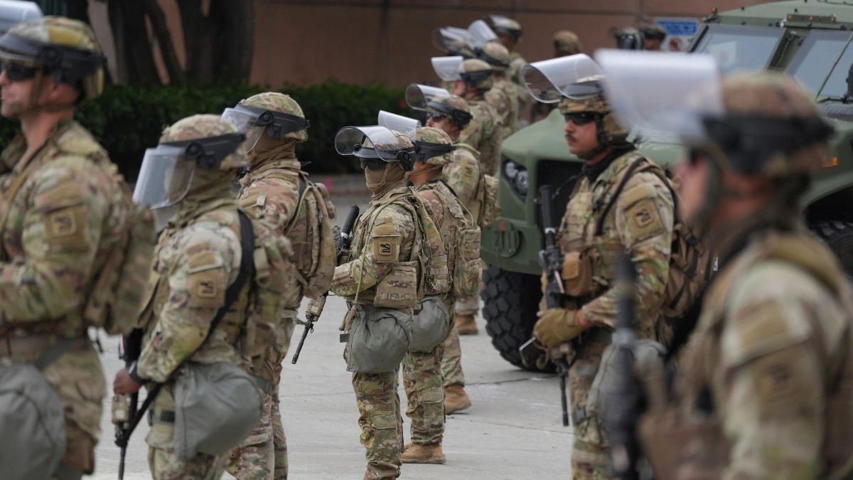 Trump announced the withdrawal of the National Guard from Chicago Los Angeles and Portland