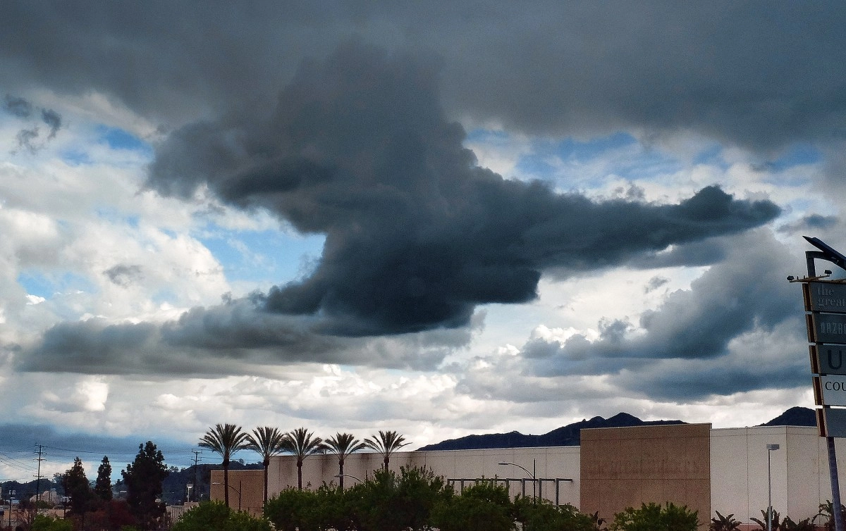 California under alert for storms and risk of flooding this weekend