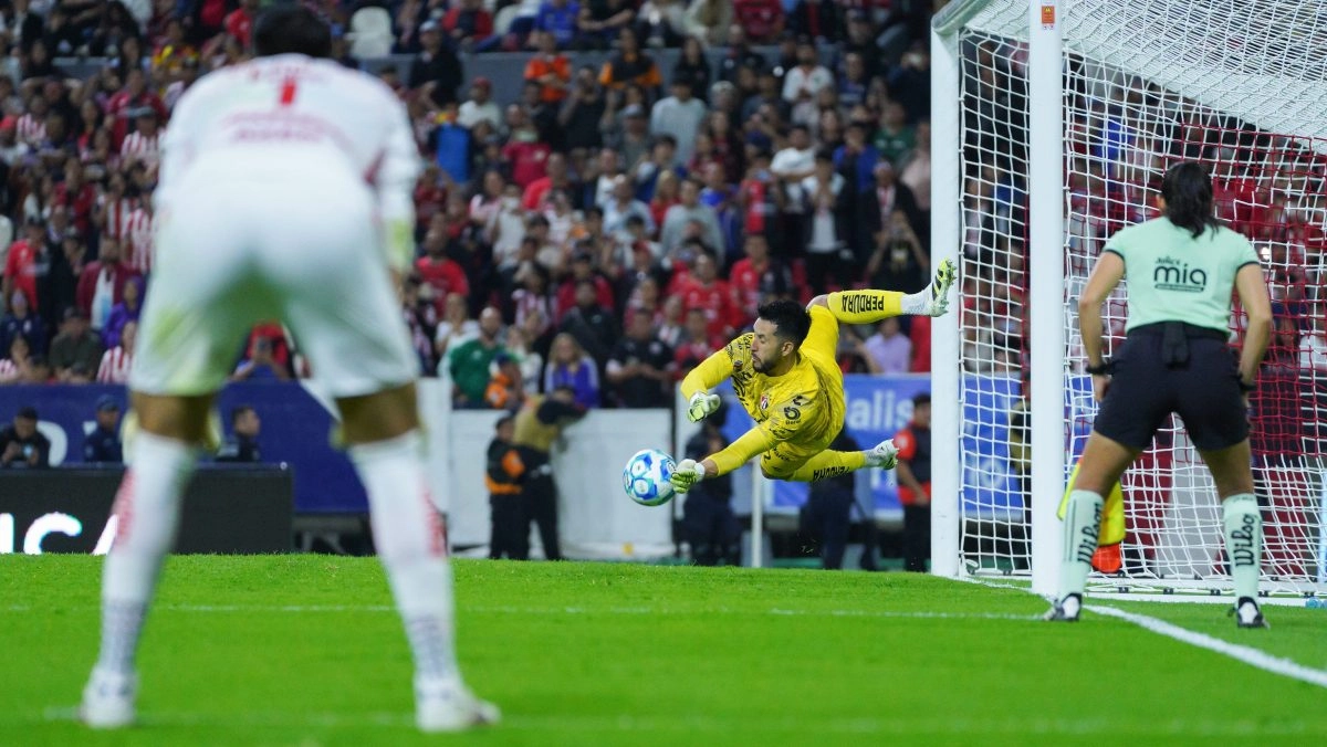 Chivas failed again in penalties and Atlas advances to the Pacific Cup final 00 53