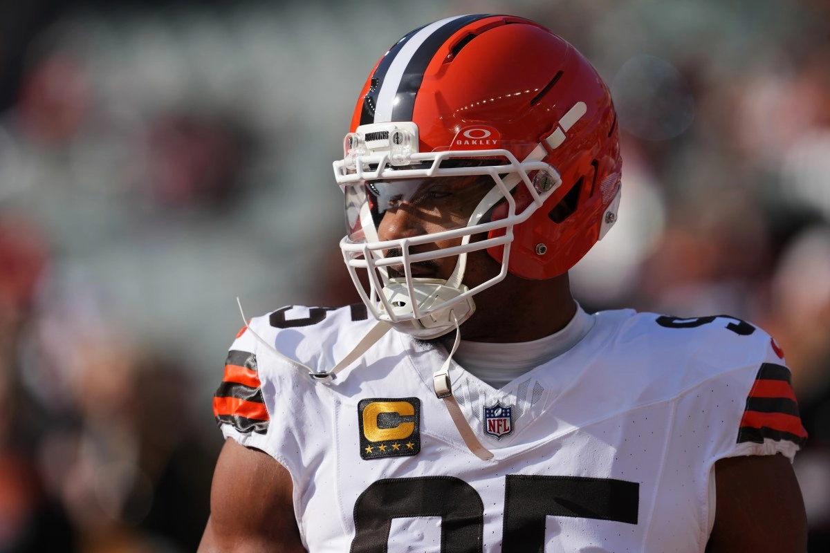 Myles Garrett sets NFL singleseason sack record