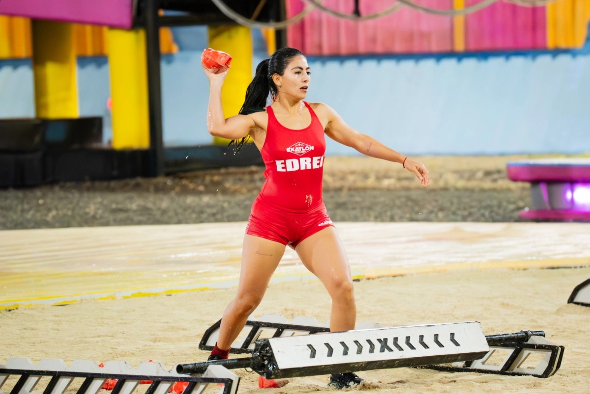 Edrei Salas is the first eliminated from the red team on Exatlon Unidos