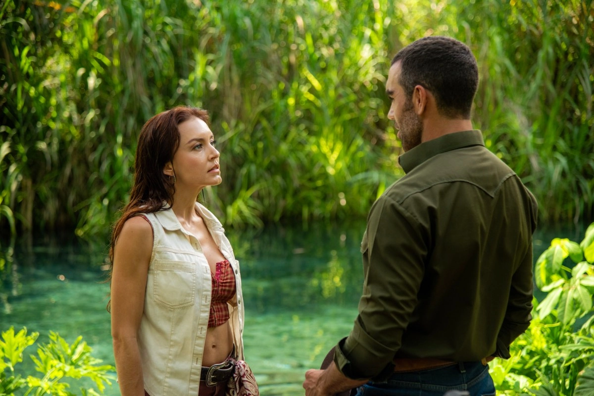 Telenovelas Domenica and Luis Fernando surrender to love