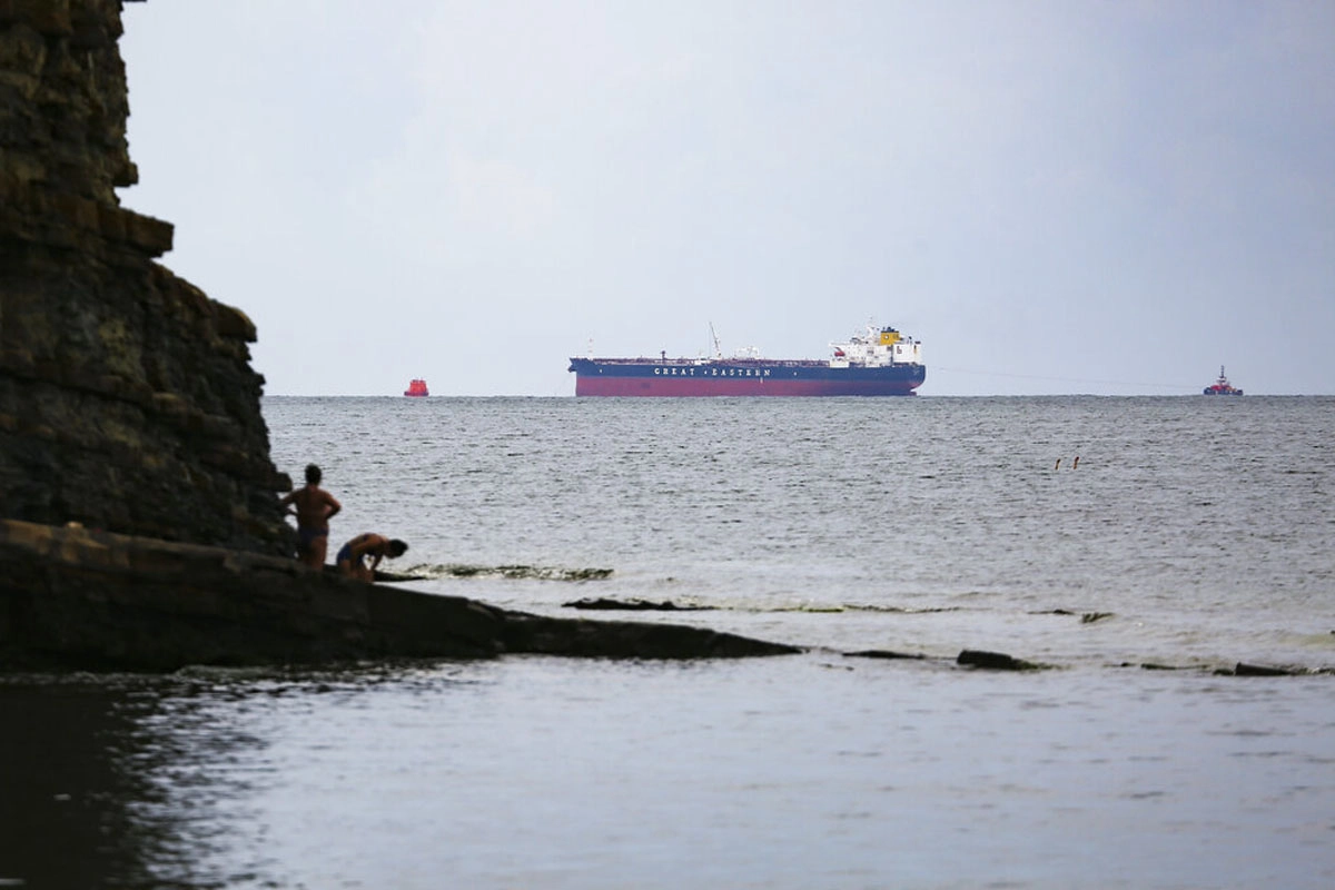 US Implements operation to stop a Russianflagged oil tanker linked to Venezuela
