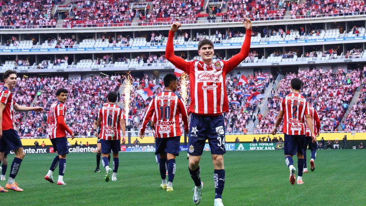 Chivas with a start that excites their fans defeated Pachuca 20