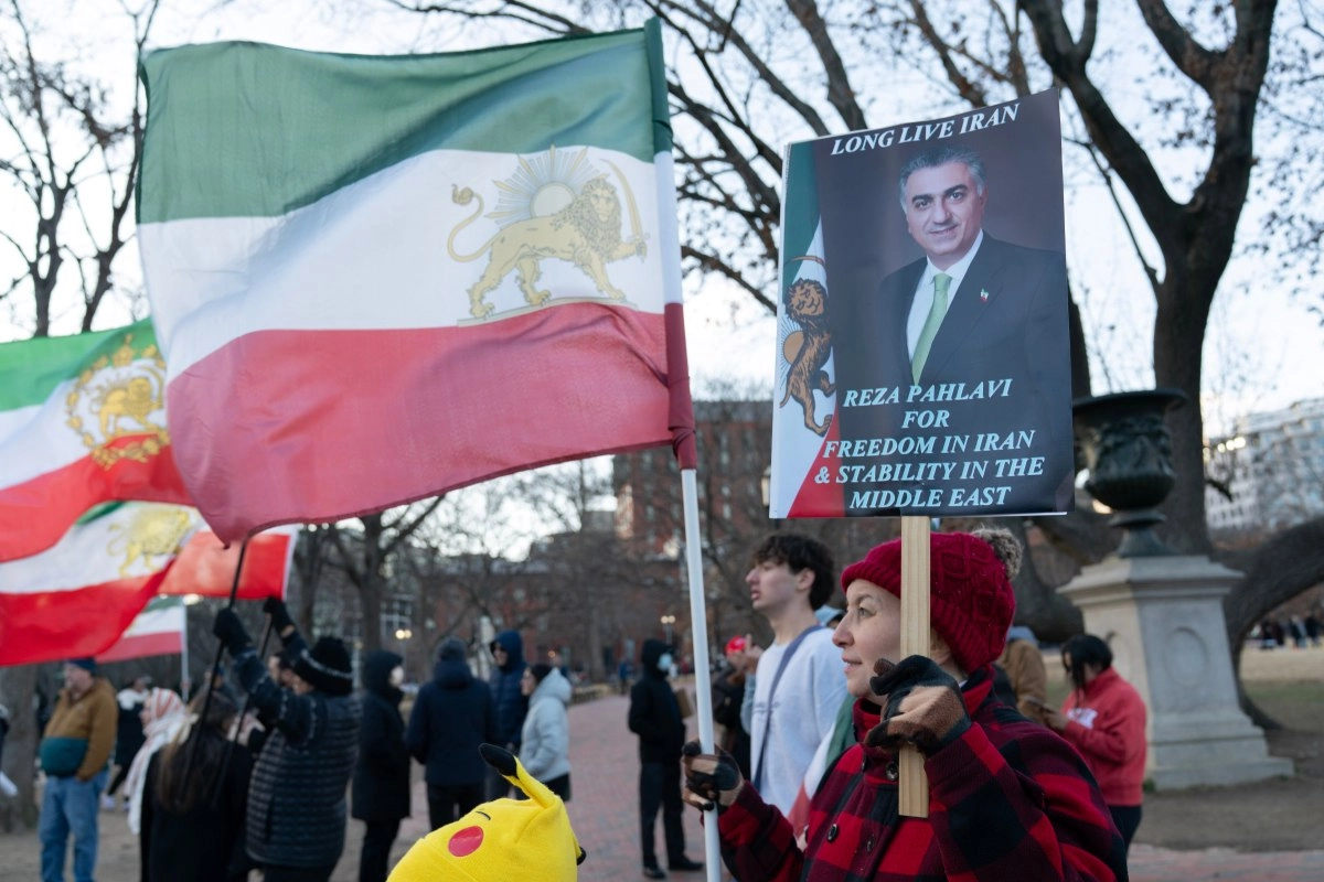 White House reveals that Iranian leaders quotcalledquot the US and quotwant to negotiatequot after threats