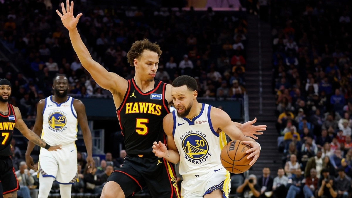 Defying the Odds LeBron James Shocks Lakers Nation by Playing Rare BacktoBack Against Hawks