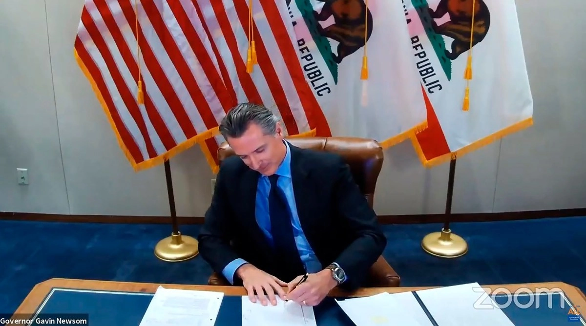 Newsom039s budget fails to protect immigrants