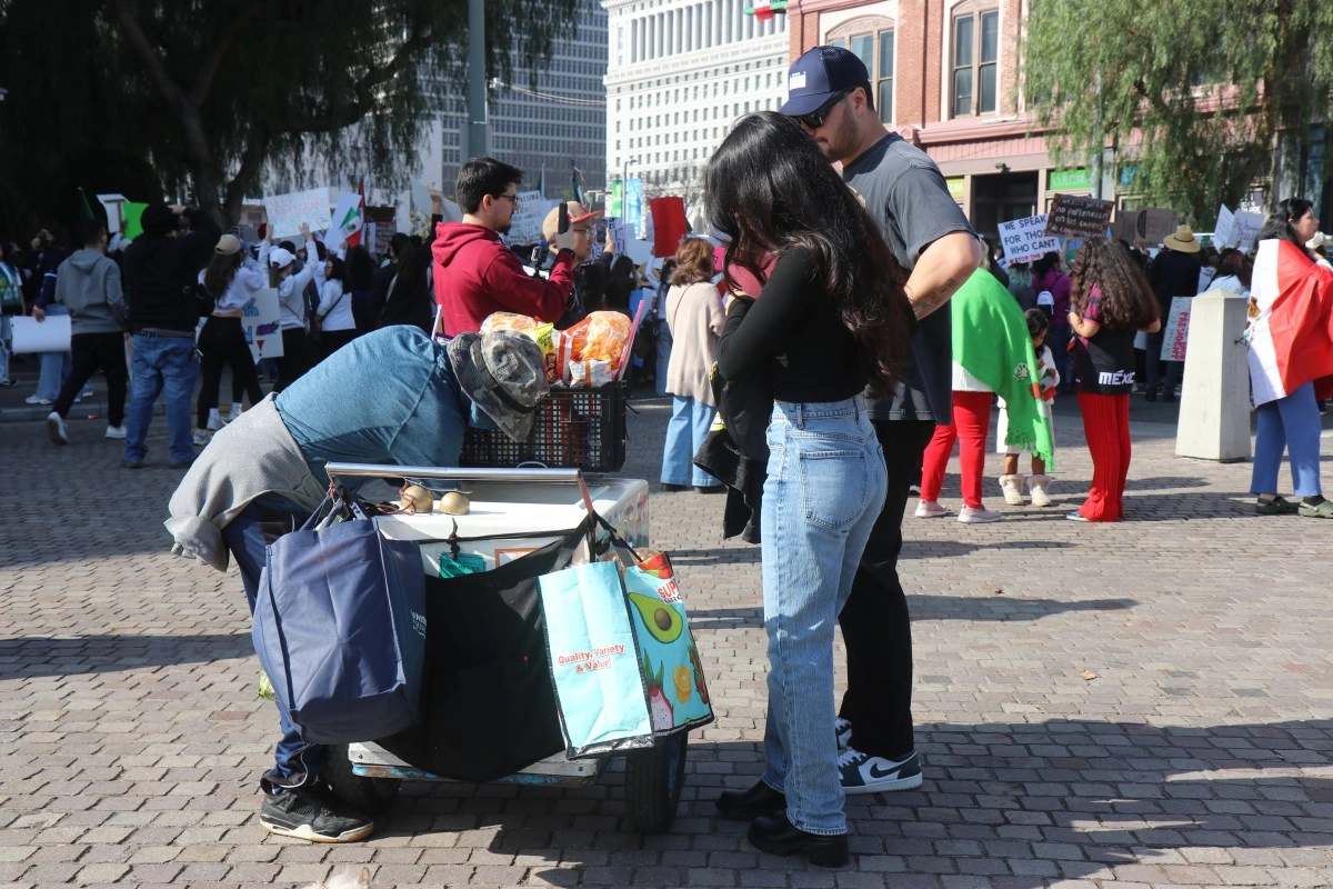 Street Vendors 039What we are experiencing is not life039