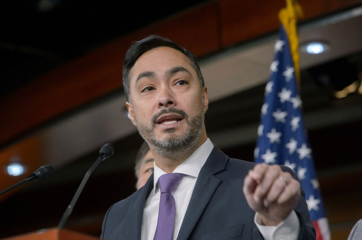 Democrats propose law to prevent a war against Mexico