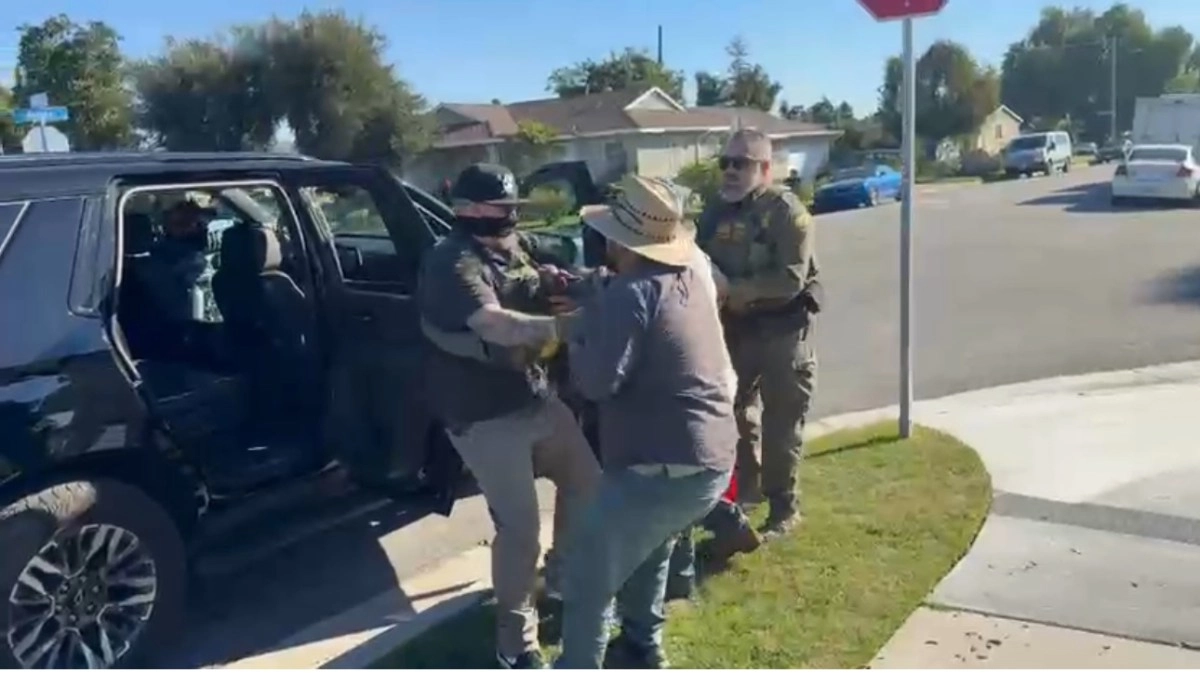 Downey Mayor039s Lack of Support Questioned in the Face of Attacks on Immigrants