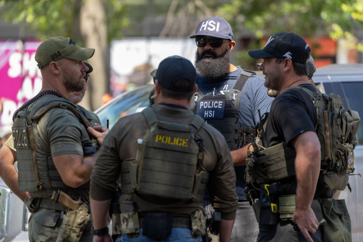 ICE arrests 9 immigrants at a Boston car wash a student reported them to agents