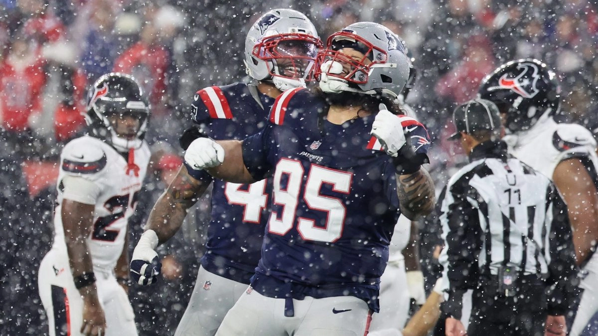 Patriots dominate in the snow and return to the AFC Championship Game after defeating the Texans