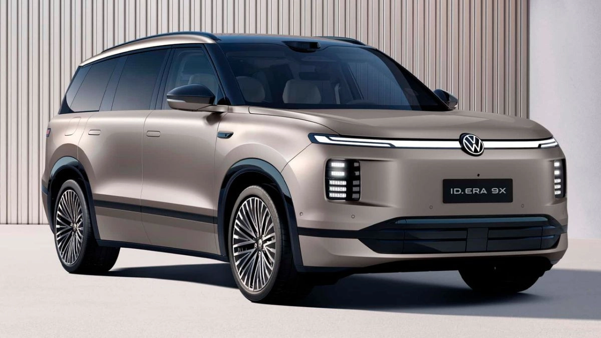 Volkswagen unveils its first electric SUV with a generator