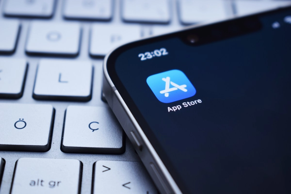 Apple tests a new design in the App Store and ads become almost invisible