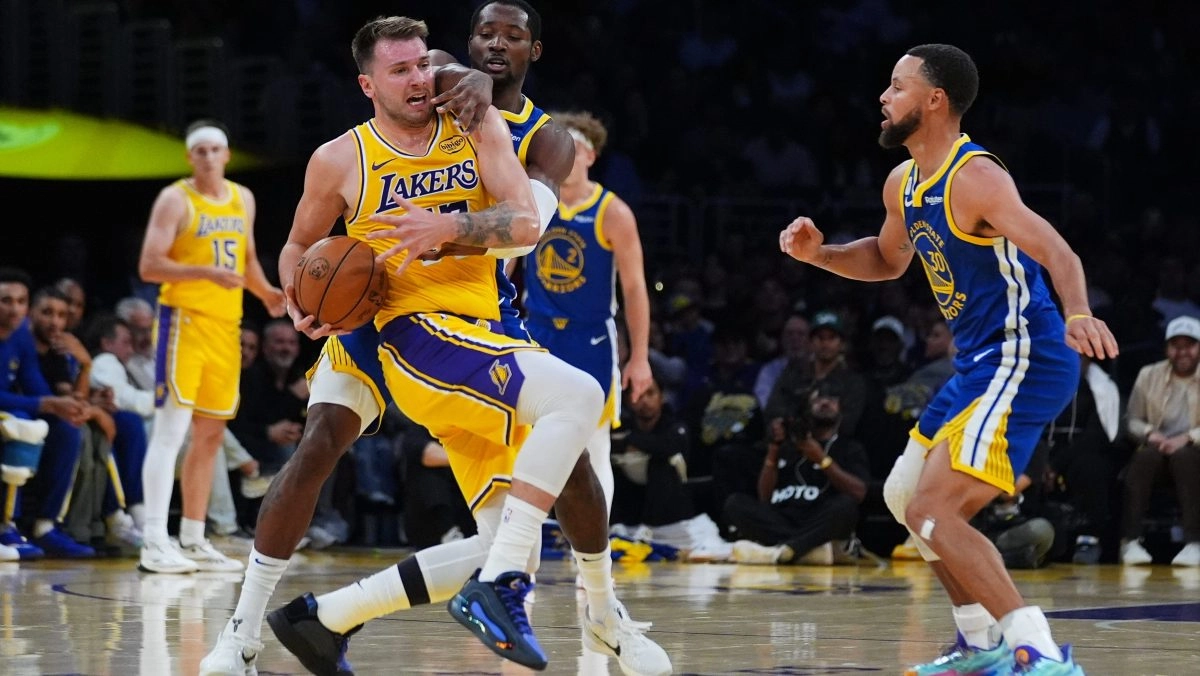 Curry and Doncic the NBA039s bestselling jerseys