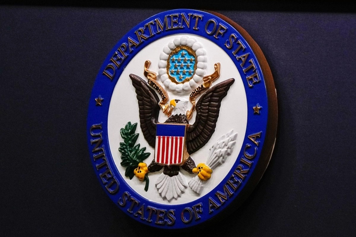 Rule prohibiting more than 300000 legal immigrants from entering the United States begins today