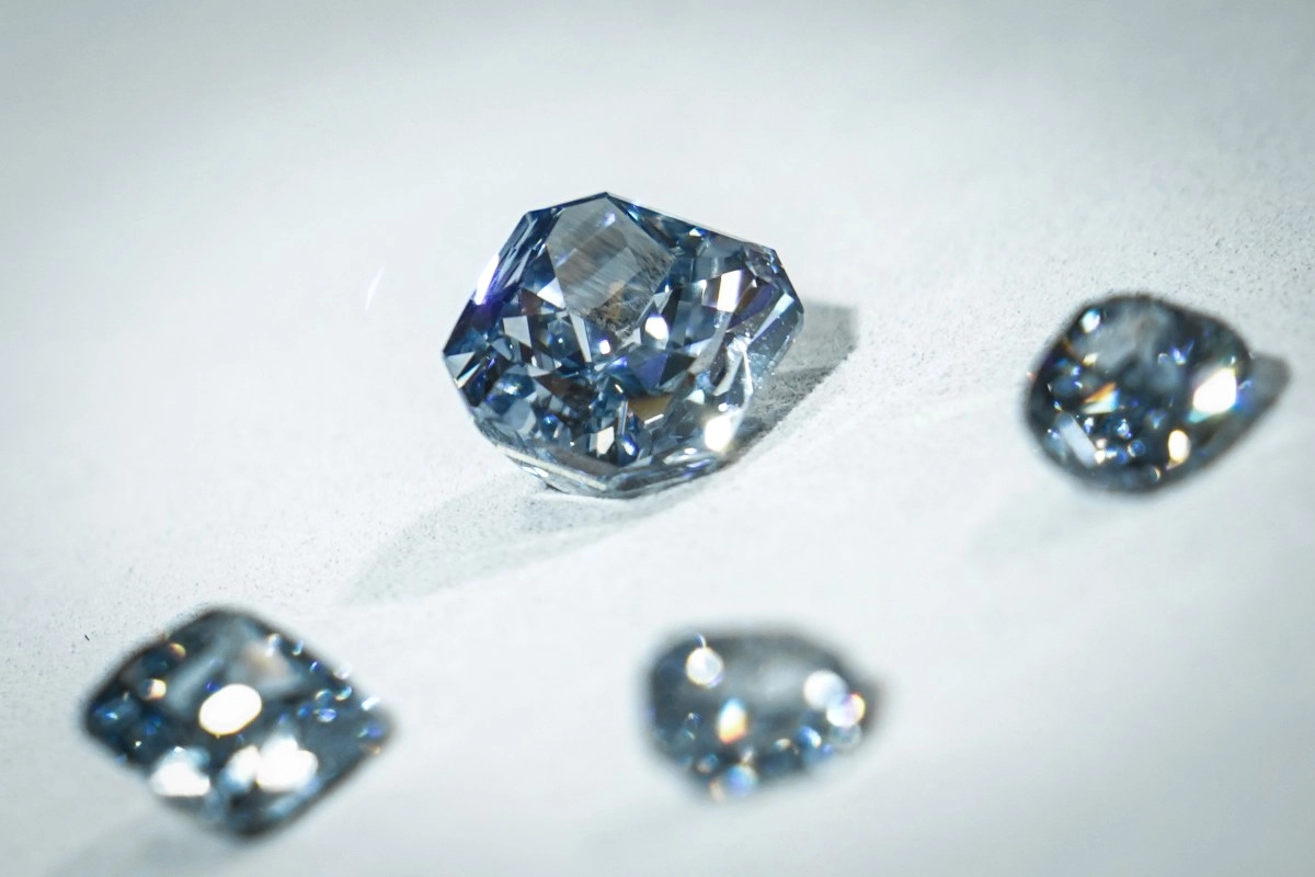 Suspect in 100 million jewelry robbery in California avoids trial after selfdeporting