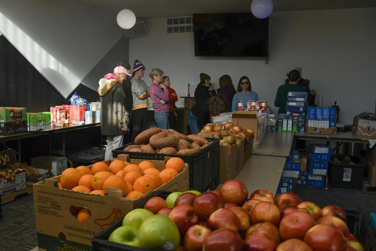 Pastor turns his church into a food bank for immigrants affected by ICE raids in Minneapolis