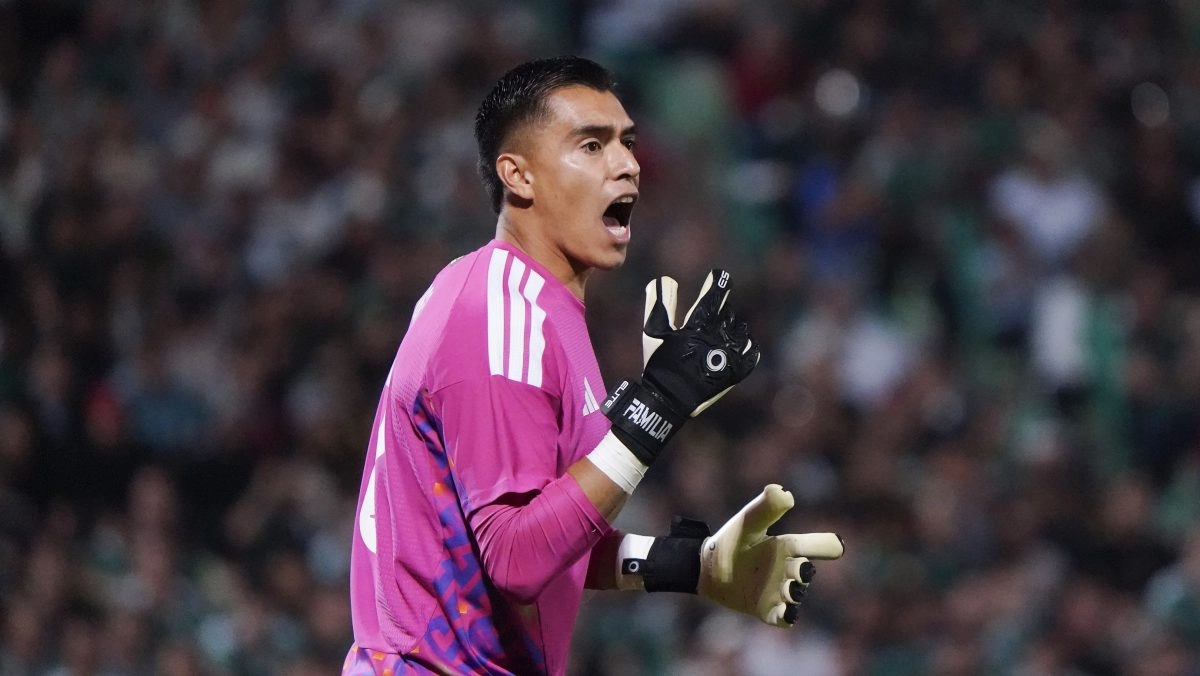 Tala Rangel thanked Raul ldquoTalardquo Rangel goalkeeper for the Mexican national team 