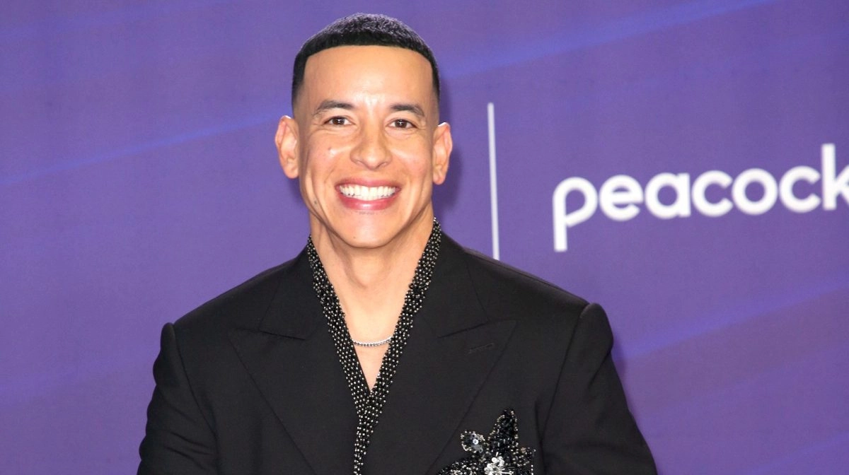 Mireddys Gonzalez039s lawyers resign amid her dispute with Daddy Yankee