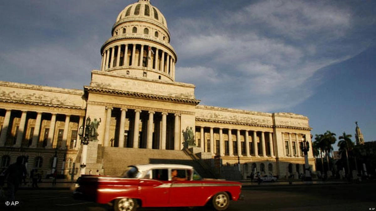 Cuba denies hosting foreign intelligence bases