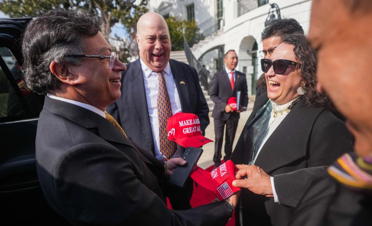 Petro039s reaction to receiving Trump039s hat quotIt wasn039t a game for mequot