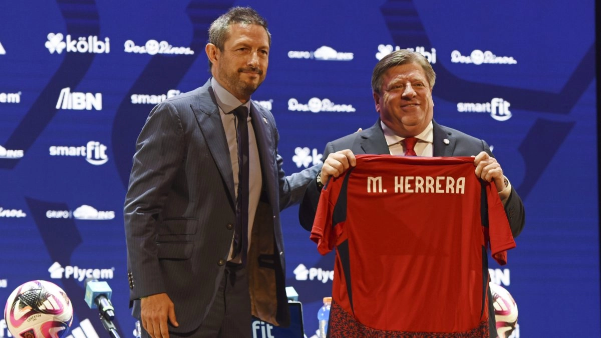 Miguel Herrera criticized by the Costa Rican press which demands his return to Mexico