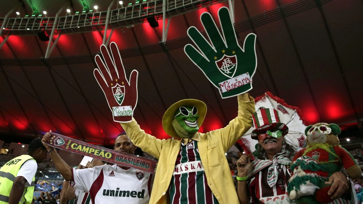 Who is the Mexican who stands out in Brazil and has an unpayable clause in America