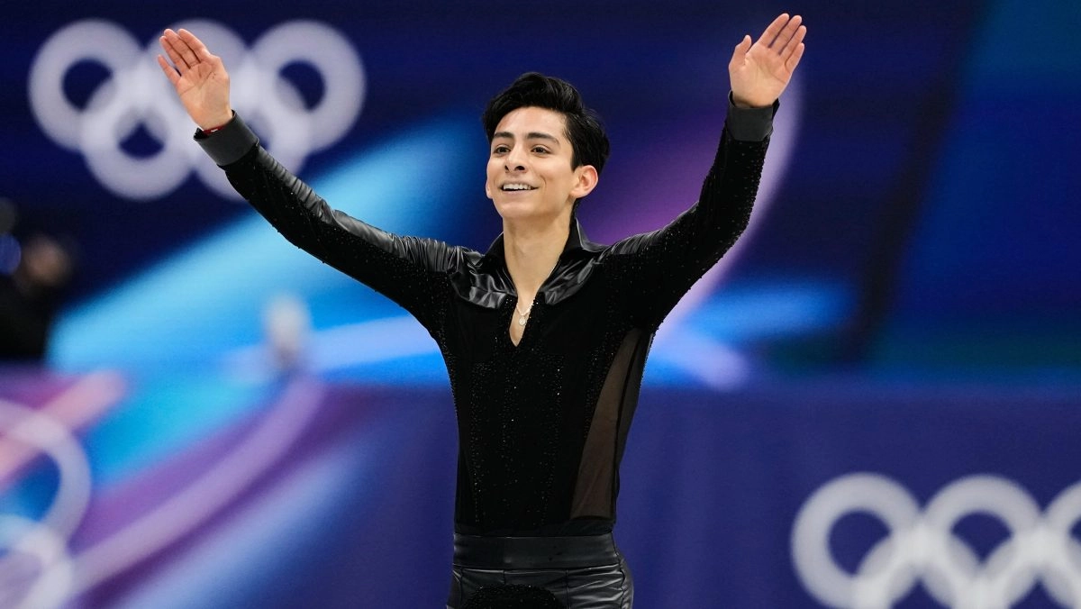 Donovan Carrillo to the rhythm of Elvis Presley makes history again at the Winter Olympics