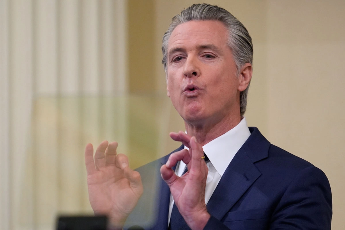 Gavin Newsom clarified that Donald Trump039s mandate has an expiration date