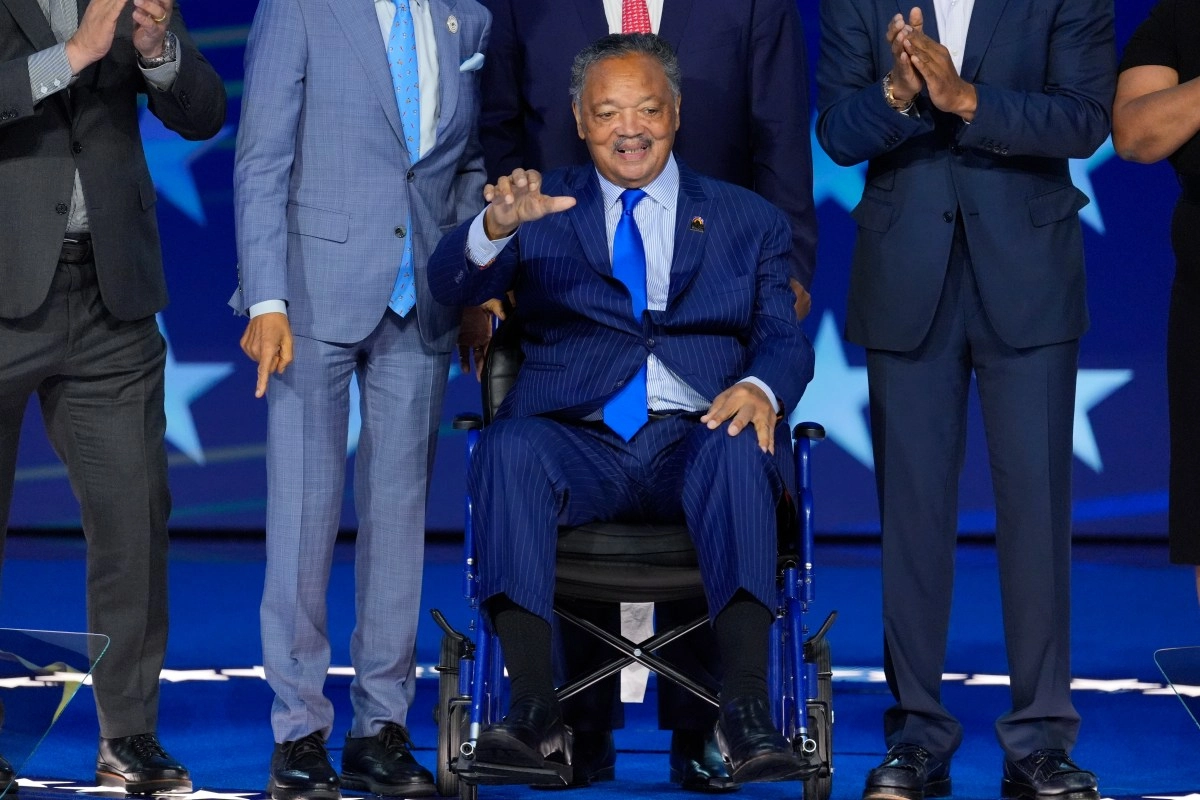 Trump praises the deceased Jesse Jackson a 039good man with a lot of personality and courage039