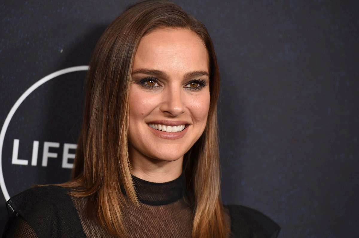 Natalie Portman reveals what object she took as a souvenir from the set of 039Star Wars039