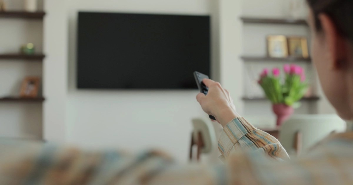 TV monitor or projector which one should you buy
