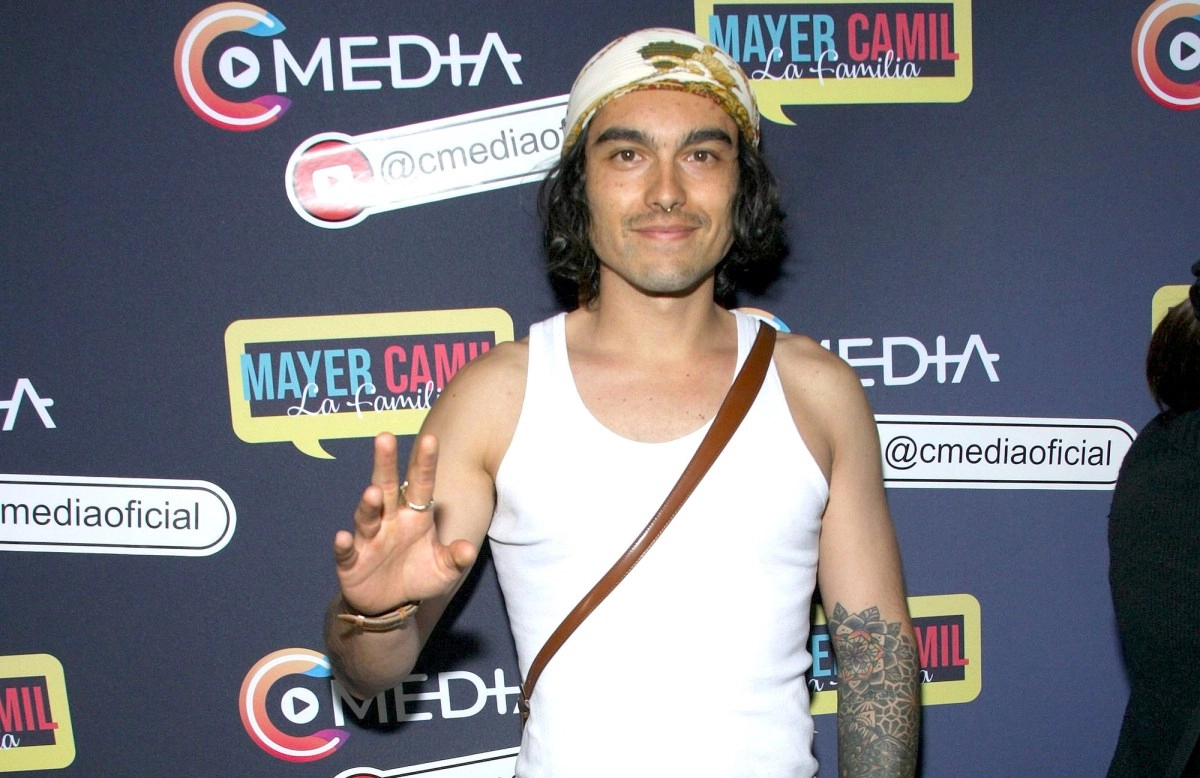 Sergio Mayer Mori faces Alfredo Adame in 039La Granja VIP039