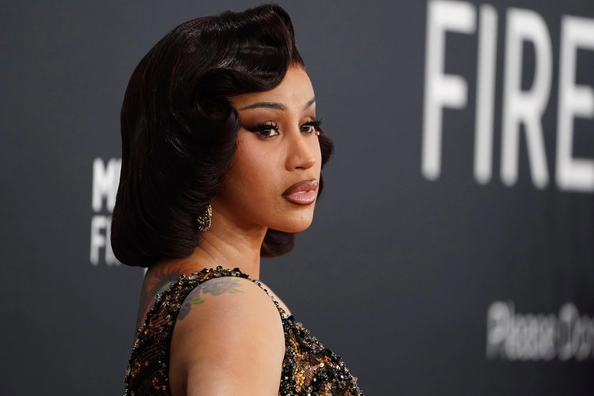 Cardi B suffered another fall during one of her tour shows
