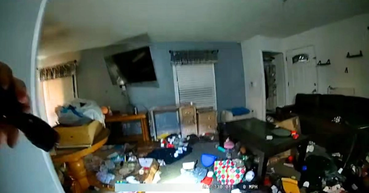 Children with special needs found eating spoiled meat after their mother abandoned them in Michigan