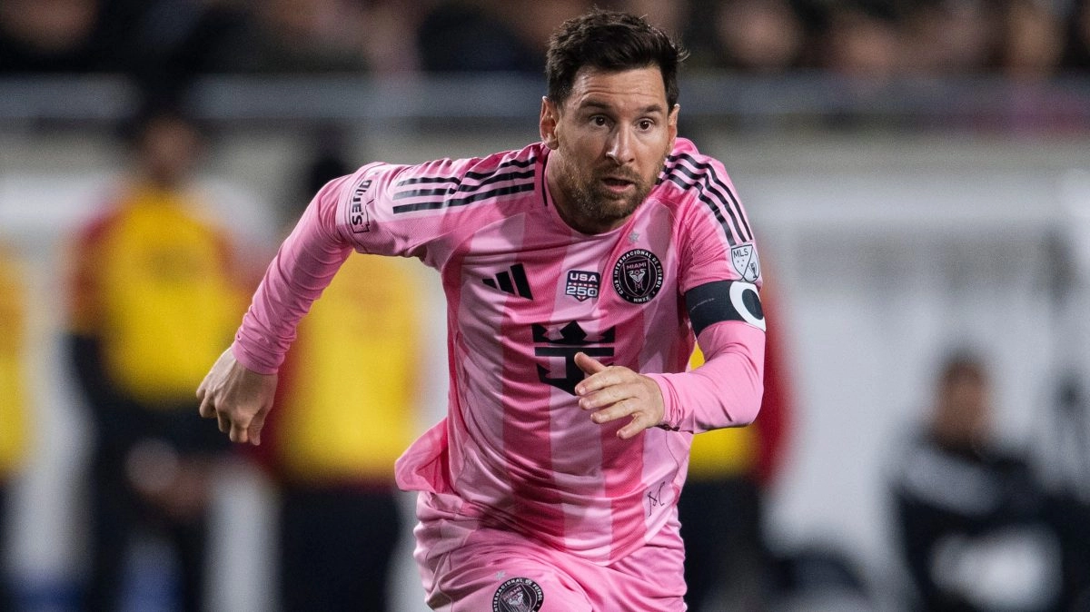 Messi Cristiano Ronaldo and Iker Casillas reinforcements from Cruz Azul thanks to AI